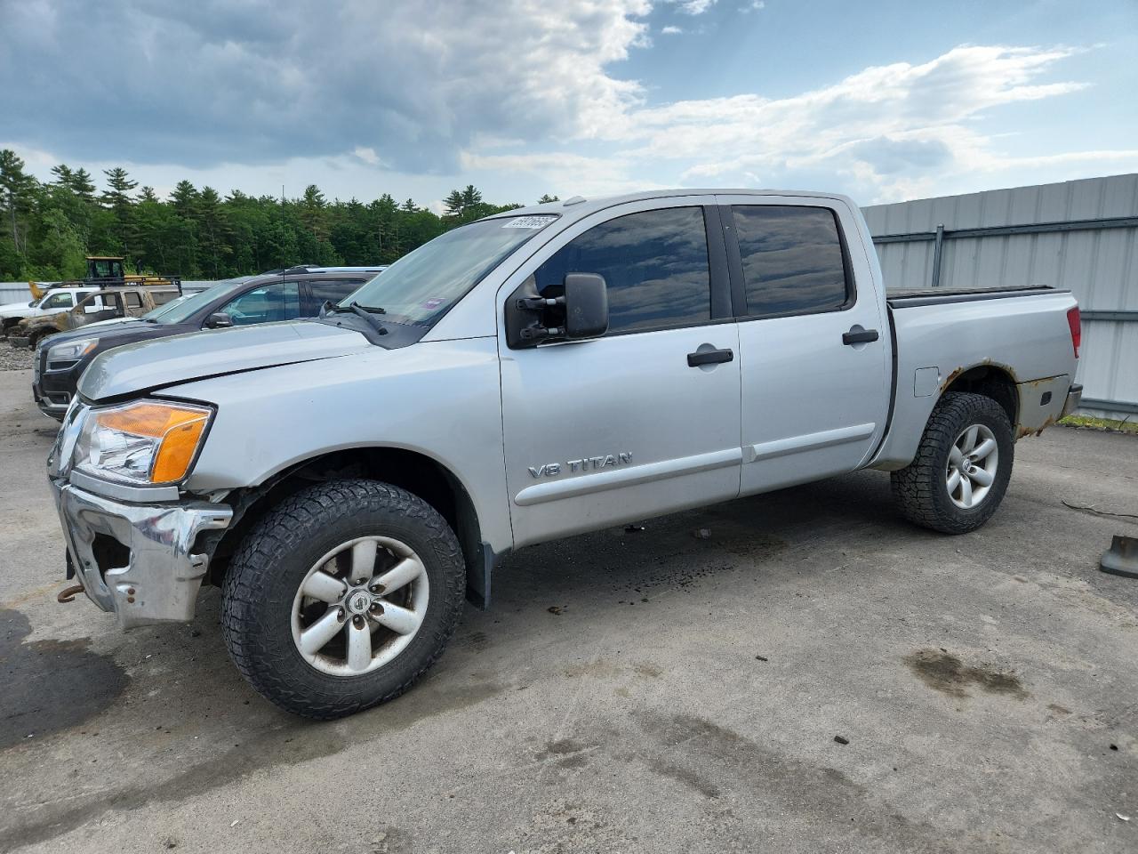 NISSAN TITAN XE