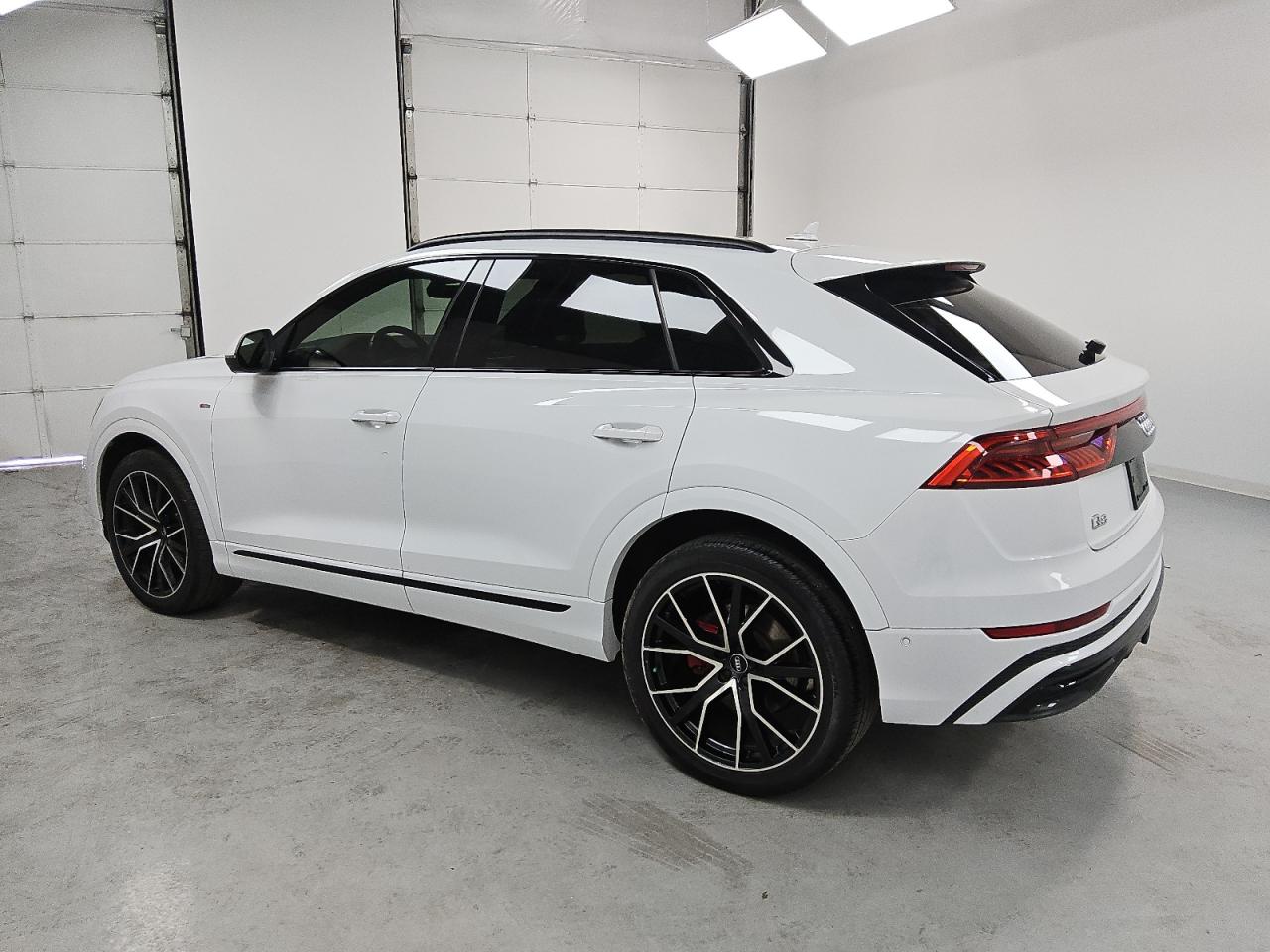 AUDI Q8 PREMIUM PLUS S-LINE