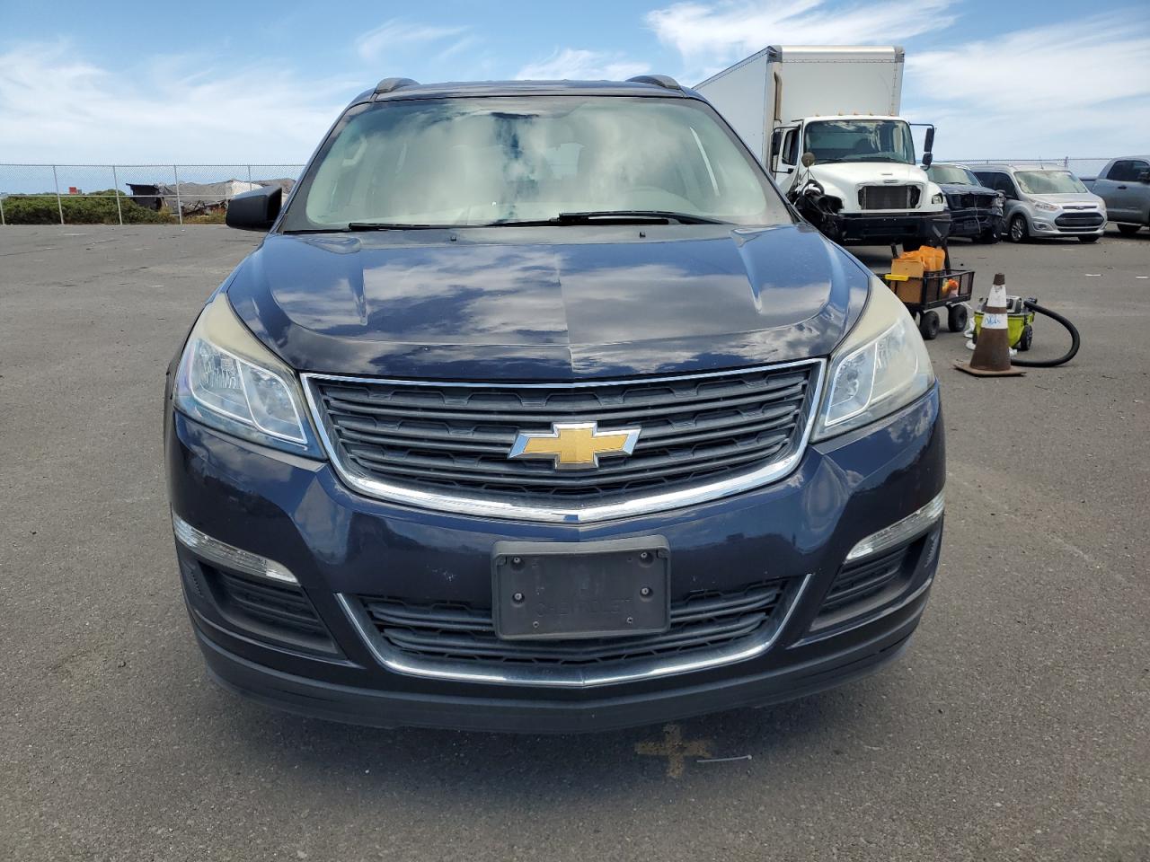 CHEVROLET TRAVERSE LS