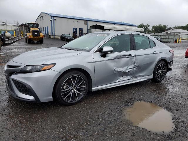 Vin: 4t1s11ak5pu134500, lot: 60990985, toyota camry se night shade 2023 img_1