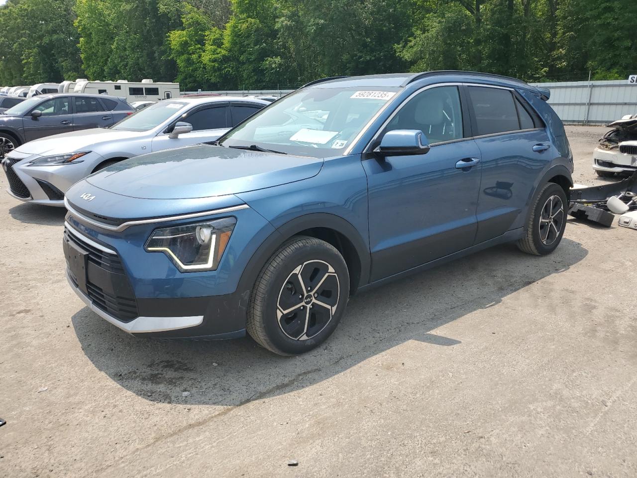 KIA NIRO EX