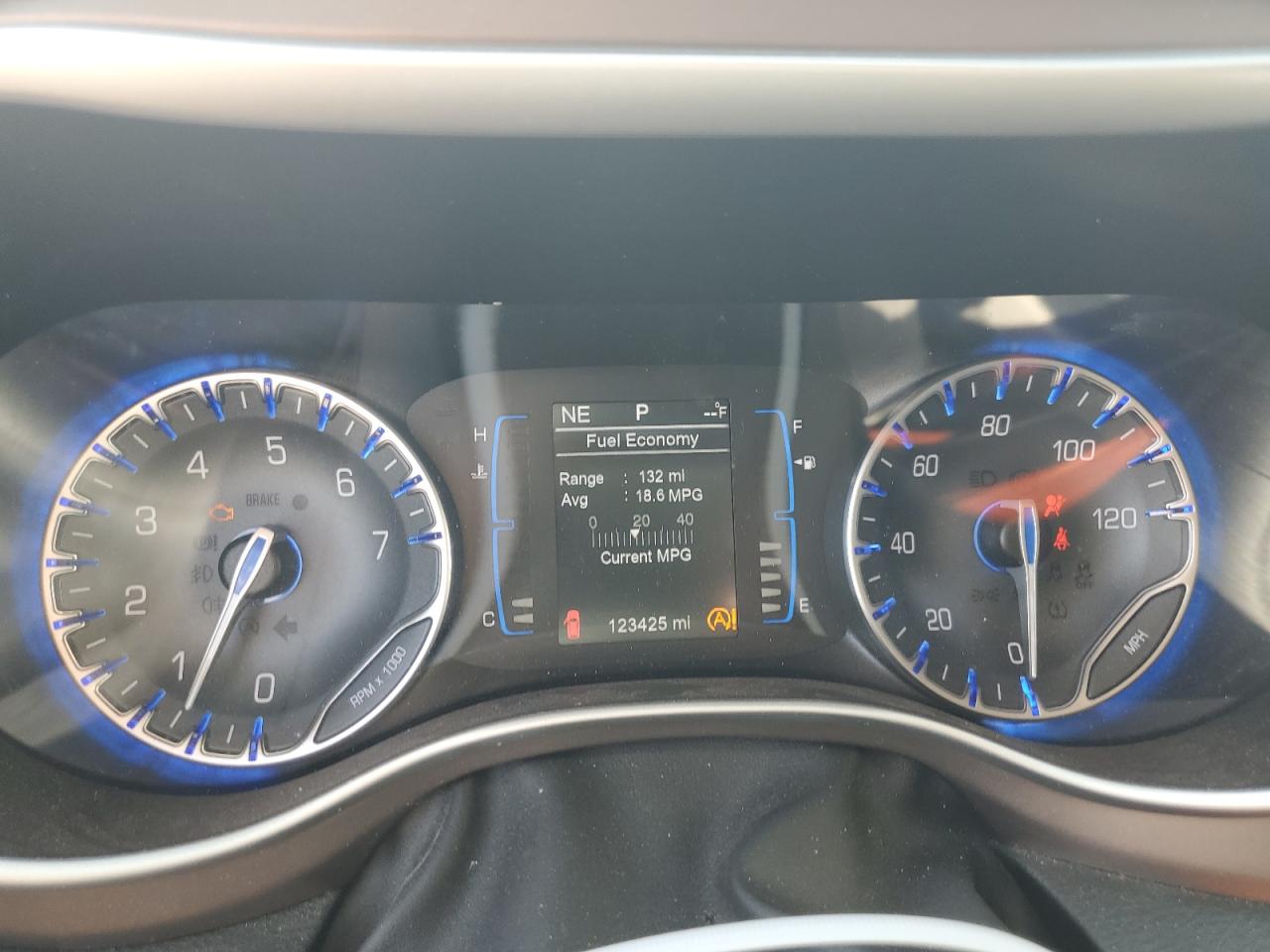 CHRYSLER PACIFICA TOURING L