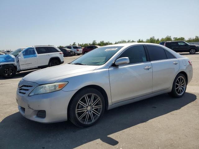 TOYOTA CAMRY BASE