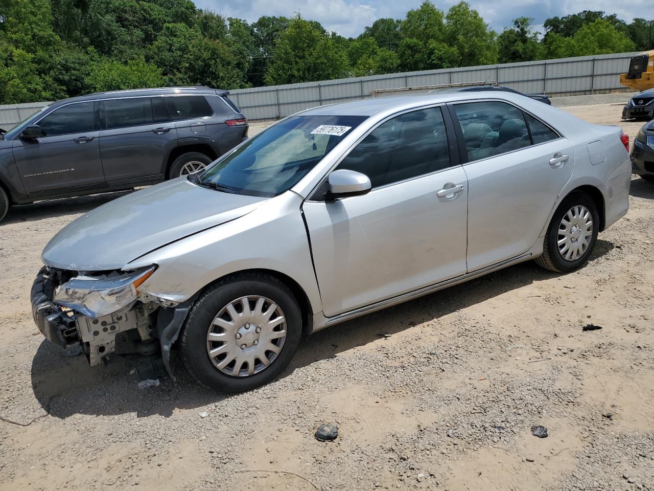 TOYOTA CAMRY BASE