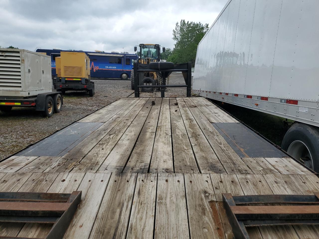 Lot #3204973105 2019 QUAL TRAILER