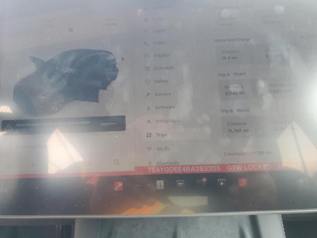 2024 TESLA MODEL Y 7SAYGDEE4RA283205