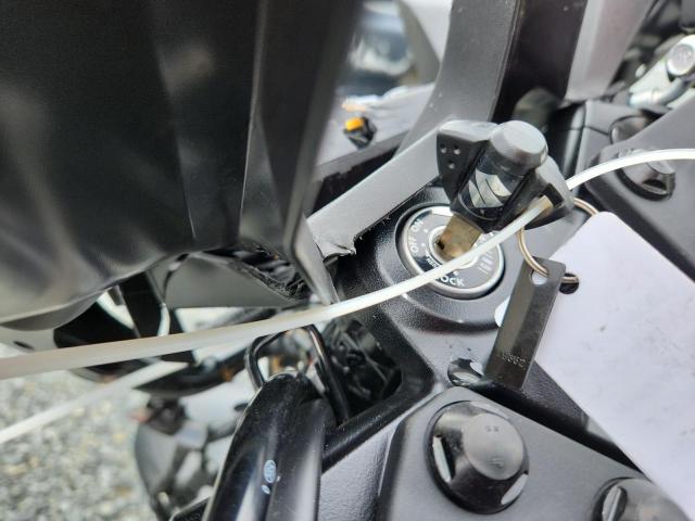 2025 SUZUKI GSX800 F JS1EM13B0S7100195