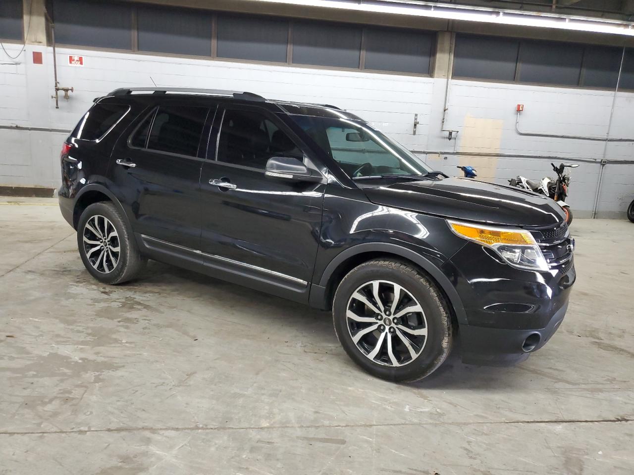 FORD EXPLORER LIMITED