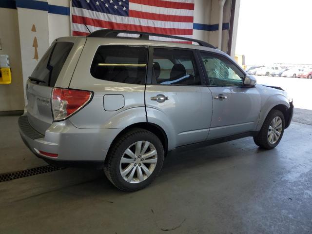 Vin: jf2shacc3ch448138, lot: 60687015, subaru forester 2.5x premium 20123