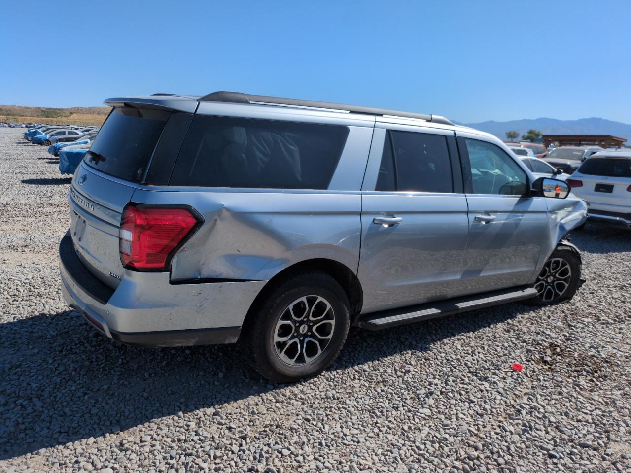 FORD EXPEDITION MAX XLT