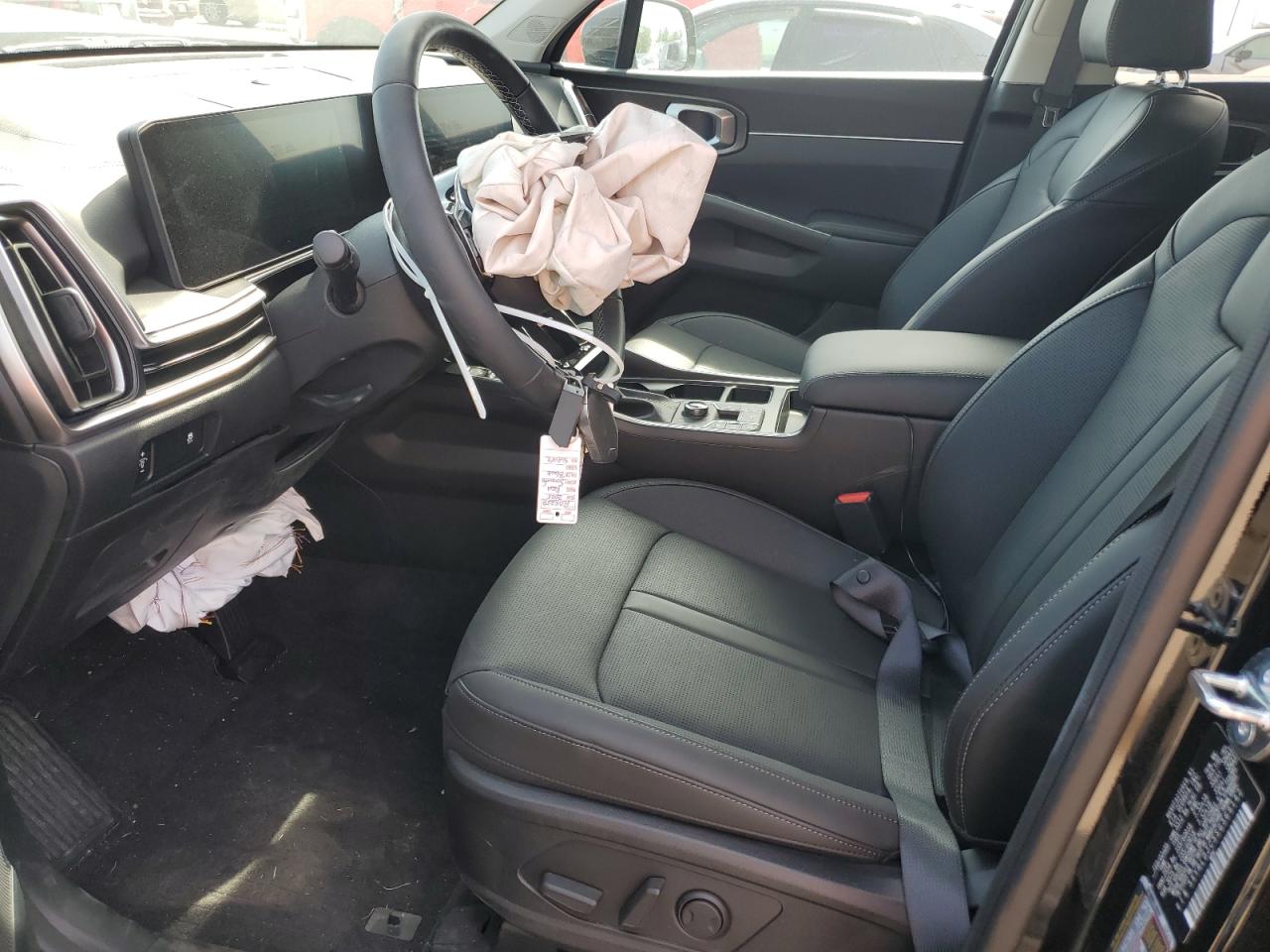 Lot #3302713002 2025 KIA SORENTO S