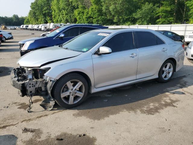 TOYOTA CAMRY BASE