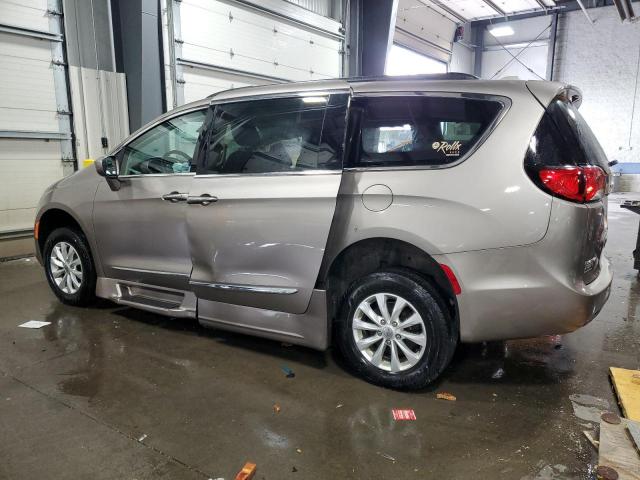 Vin: 2c4rc1bg2hr536237, lot: 61492195, chrysler pacifica touring l 20172