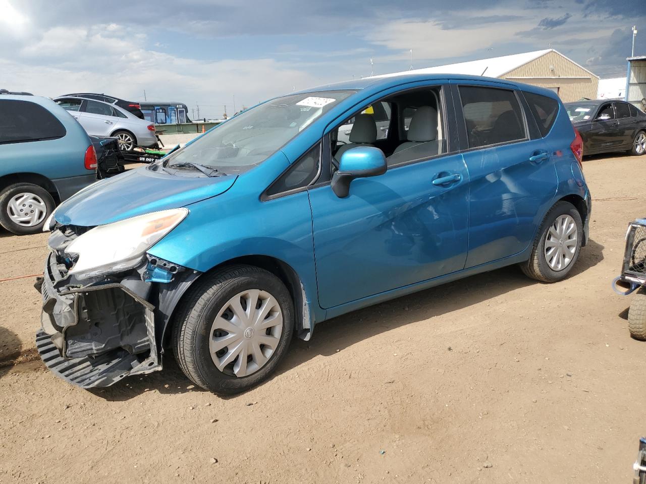 NISSAN VERSA S