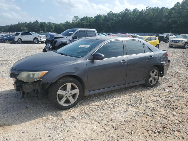 TOYOTA CAMRY BASE
