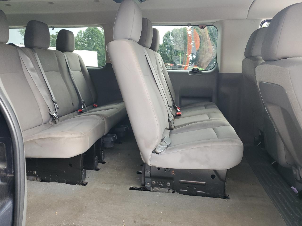 NISSAN NV3500 3500 S