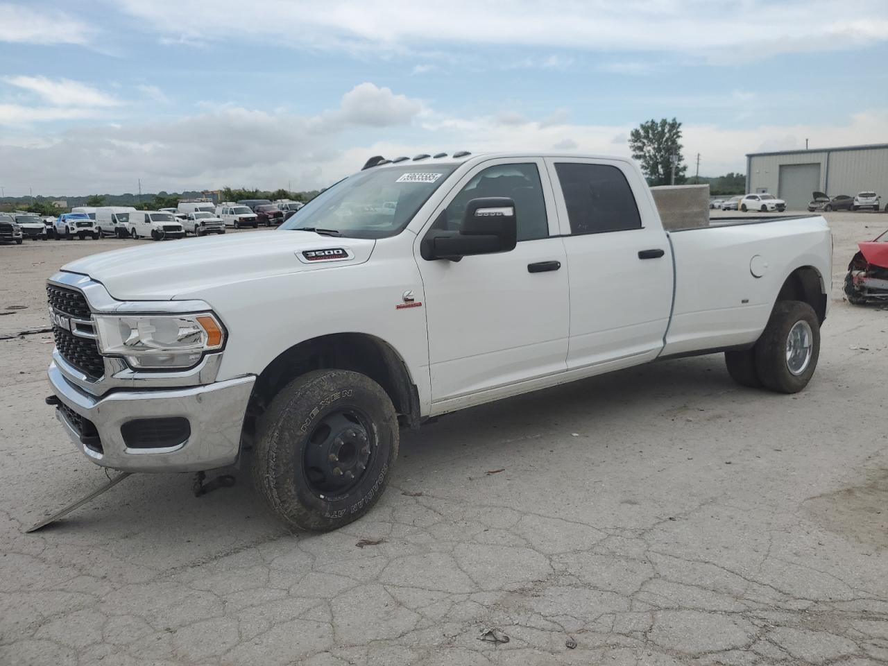 RAM 3500 TRADESMAN