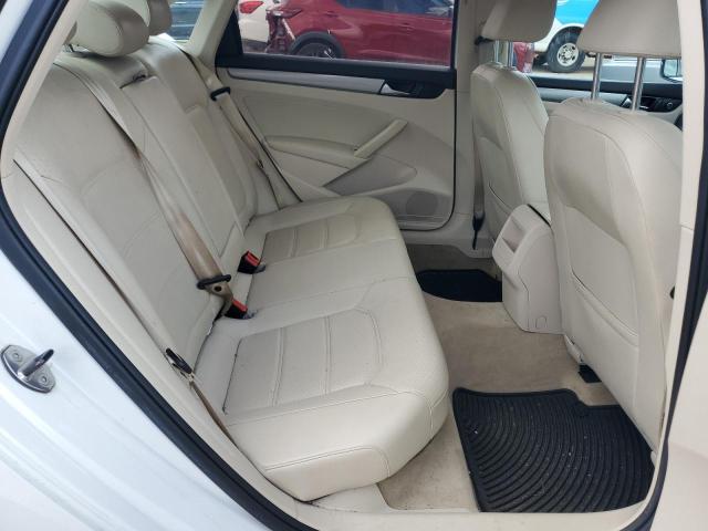 2014 VOLKSWAGEN PASSAT S - 1VWAP7A3XEC009051