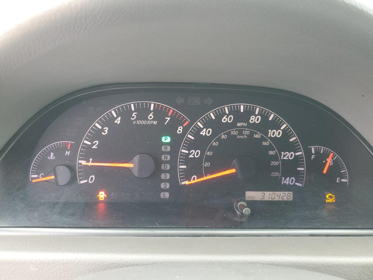 Toyota Camry le 2005