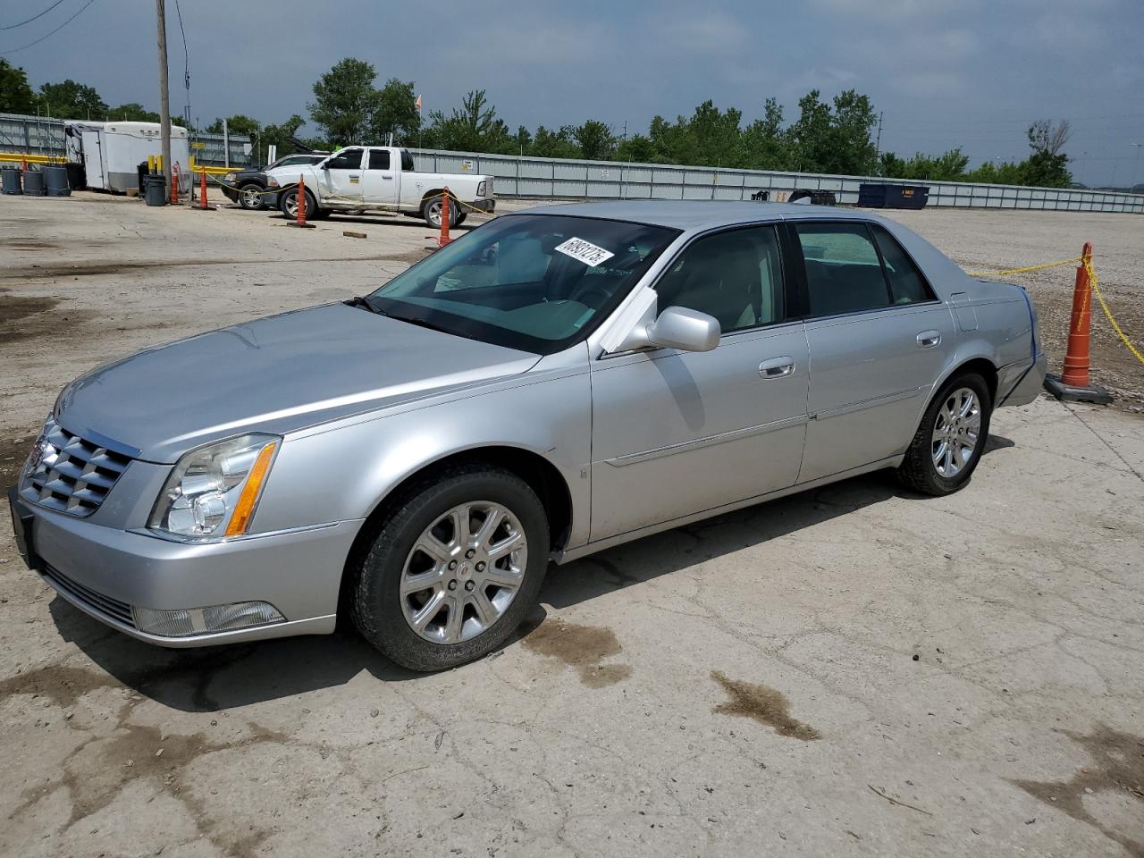 CADILLAC DTS