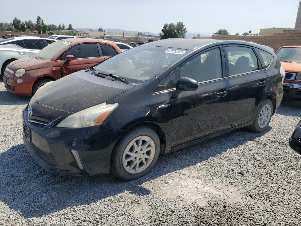 TOYOTA PRIUS V