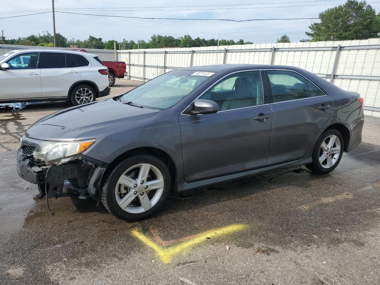 TOYOTA CAMRY BASE