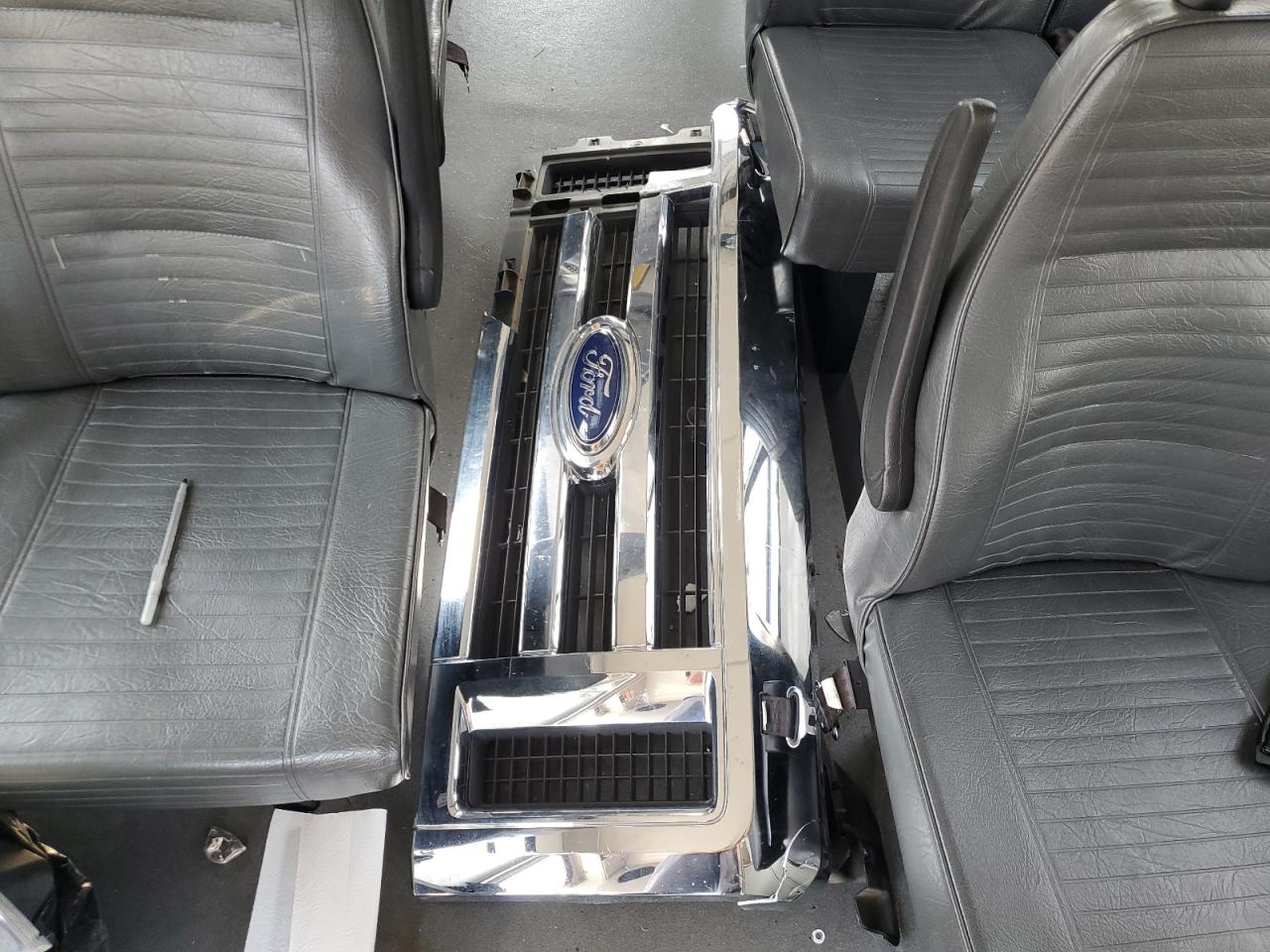 FORD ECONOLINE E350 SUPER DUTY CUTAWAY VAN