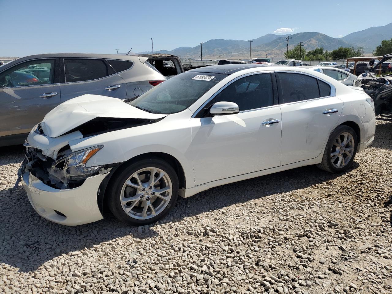 NISSAN MAXIMA S