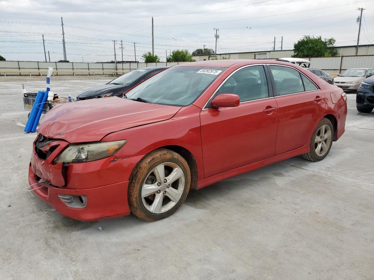 TOYOTA CAMRY BASE
