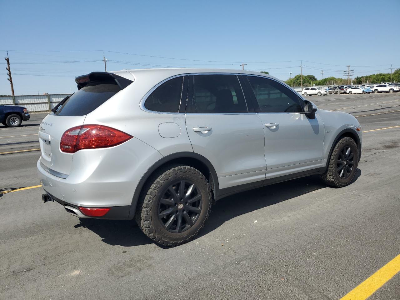 PORSCHE CAYENNE