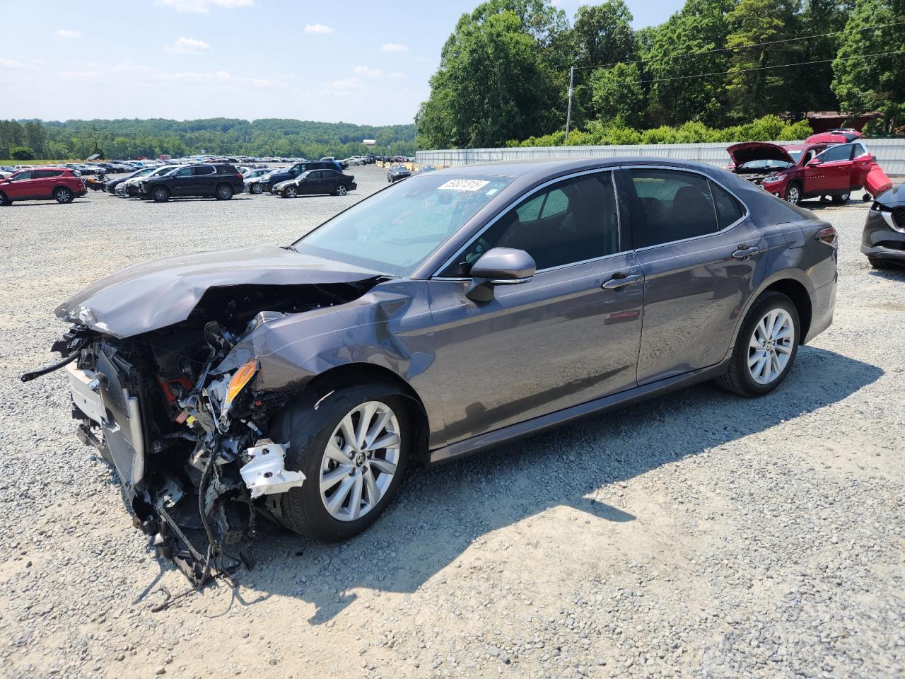TOYOTA CAMRY LE