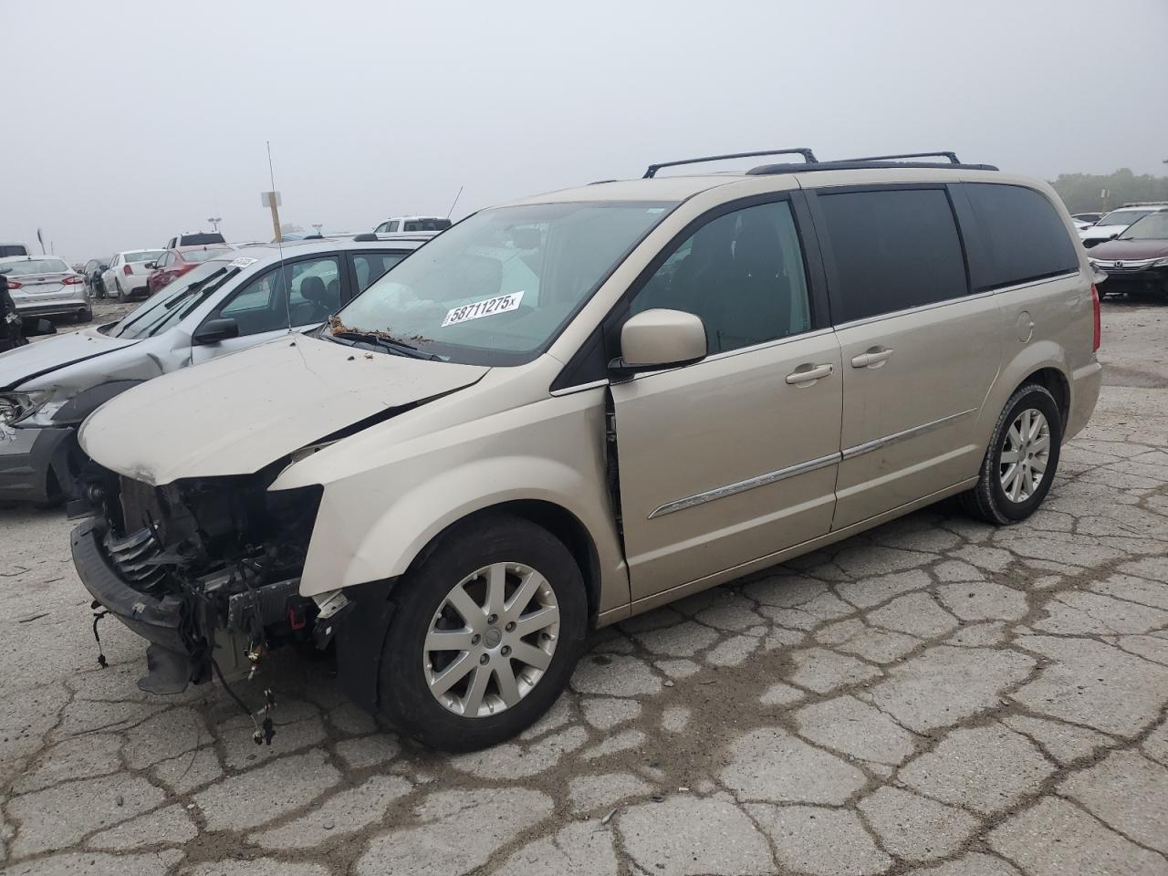 CHRYSLER TOWN & COUNTRY TOURING