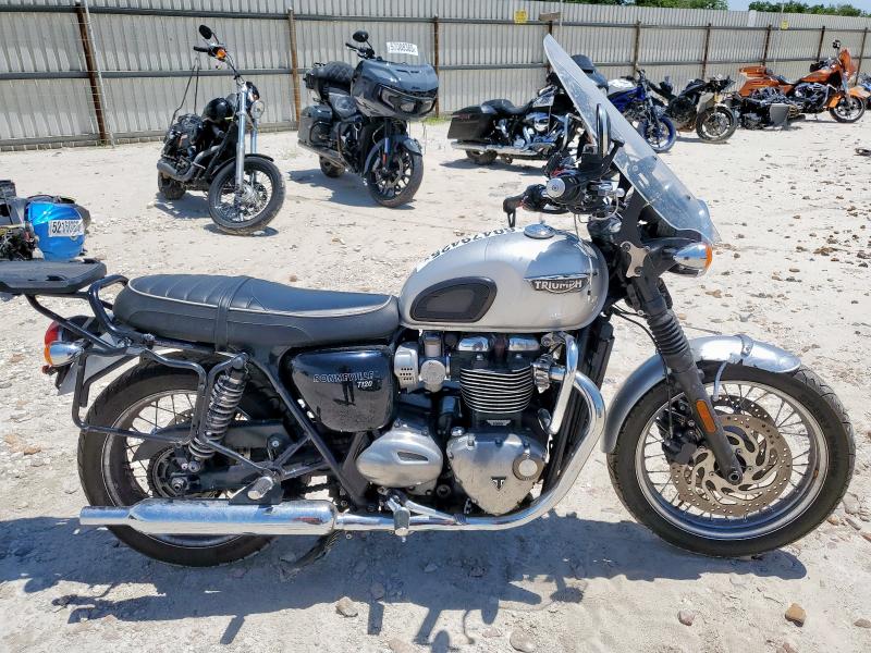 TRIUMPH CAR BONNEVILLE