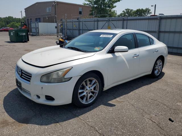 NISSAN MAXIMA S