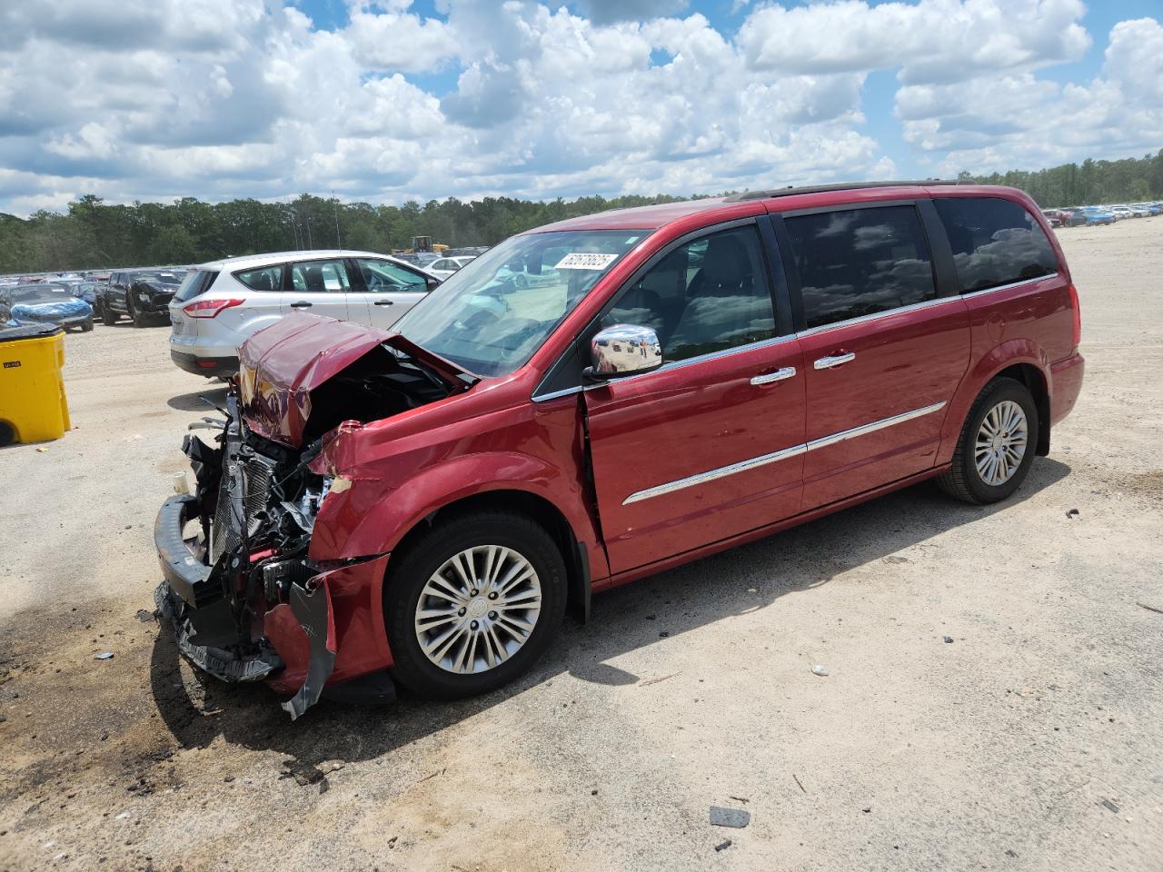 CHRYSLER TOWN & COUNTRY TOURING L