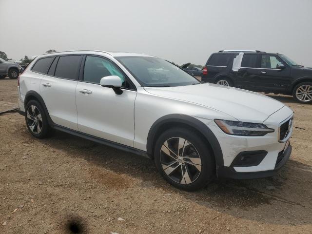 Vin: yv4102wk7m1068799, lot: 60121295, volvo v60 t5 momentum 20214