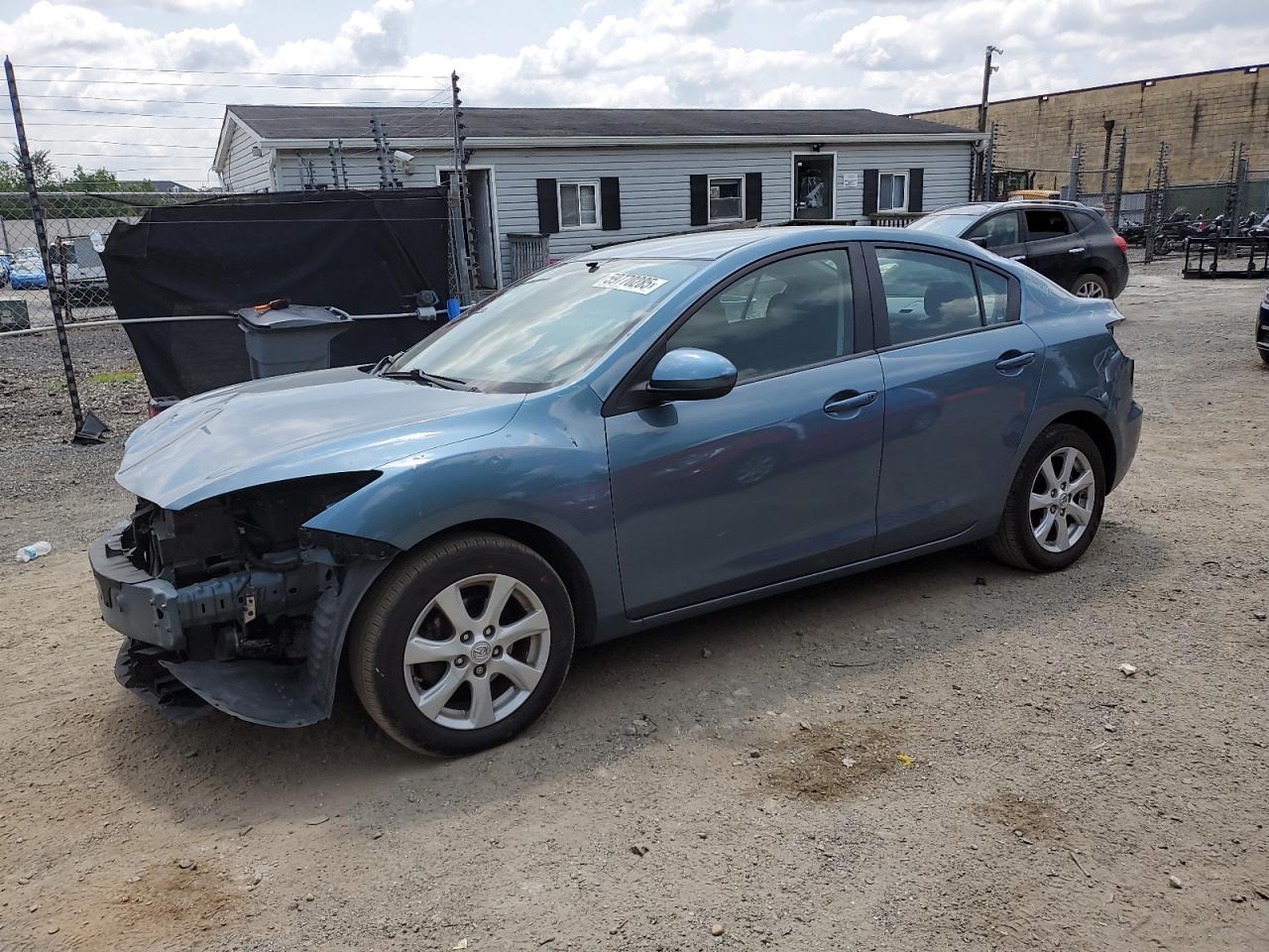 MAZDA 3 I