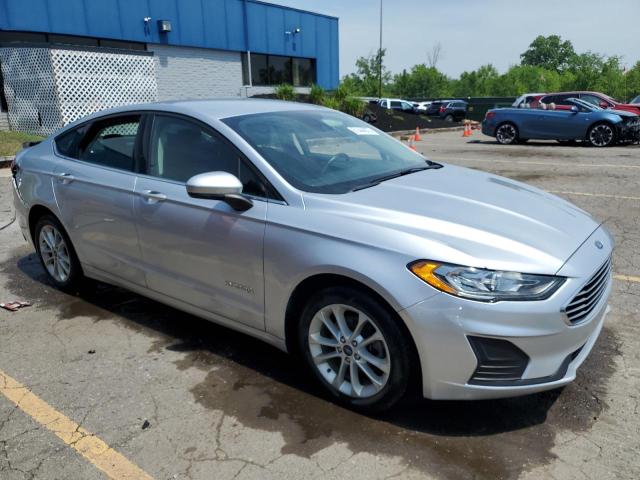 Vin: 3fa6p0lu0kr167262, lot: 61444075, ford fusion se 20194