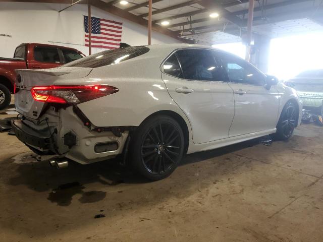 Vin: 4t1k61bk4nu055056, lot: 62084485, toyota camry xse 20223