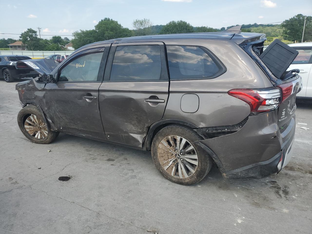 MITSUBISHI OUTLANDER ES