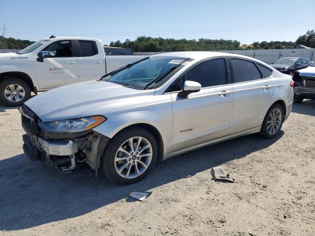 Vin: 3fa6p0lu8hr355455, lot: 60469935, ford fusion se hybrid 2017 img_1