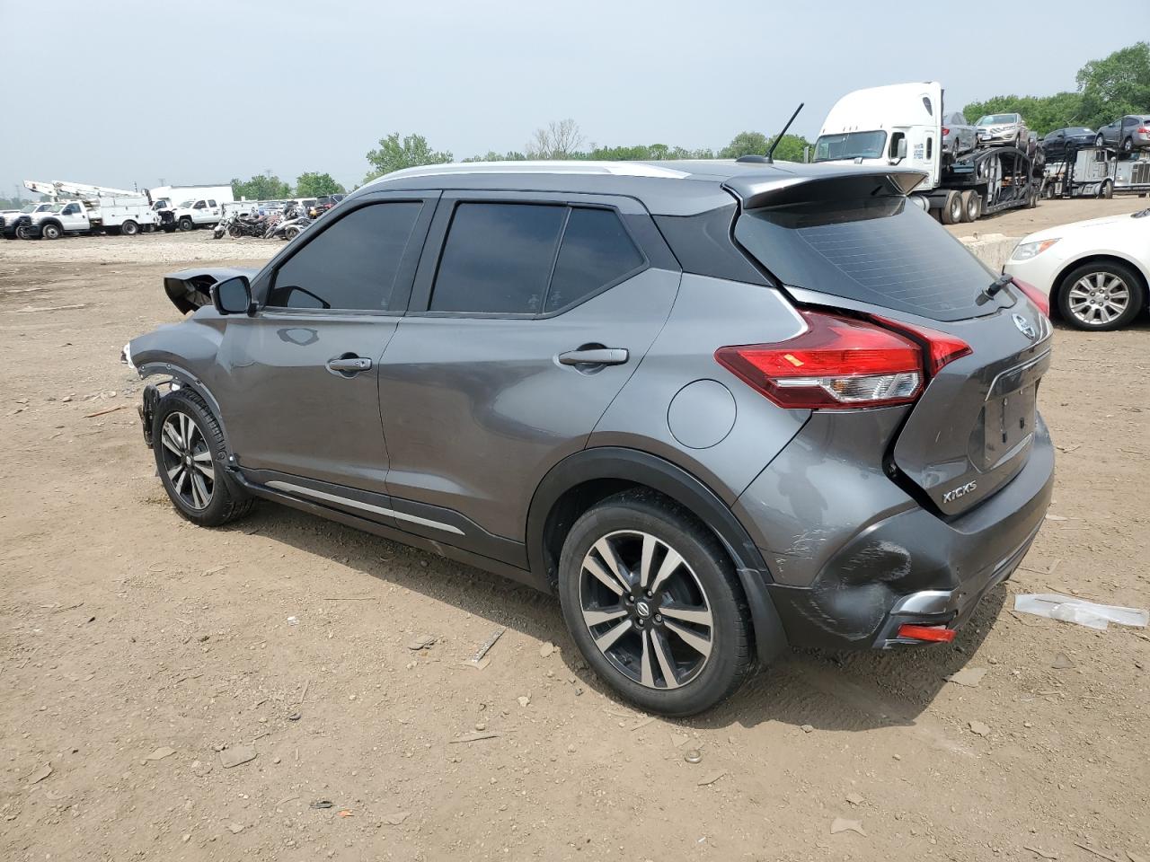 NISSAN KICKS S