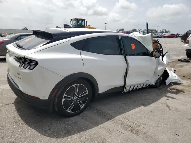 FORD MUSTANG MA 2023 white  electric 3FMTK1SS5PMA14734 photo #4