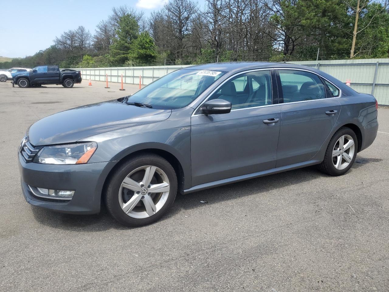 VOLKSWAGEN PASSAT S
