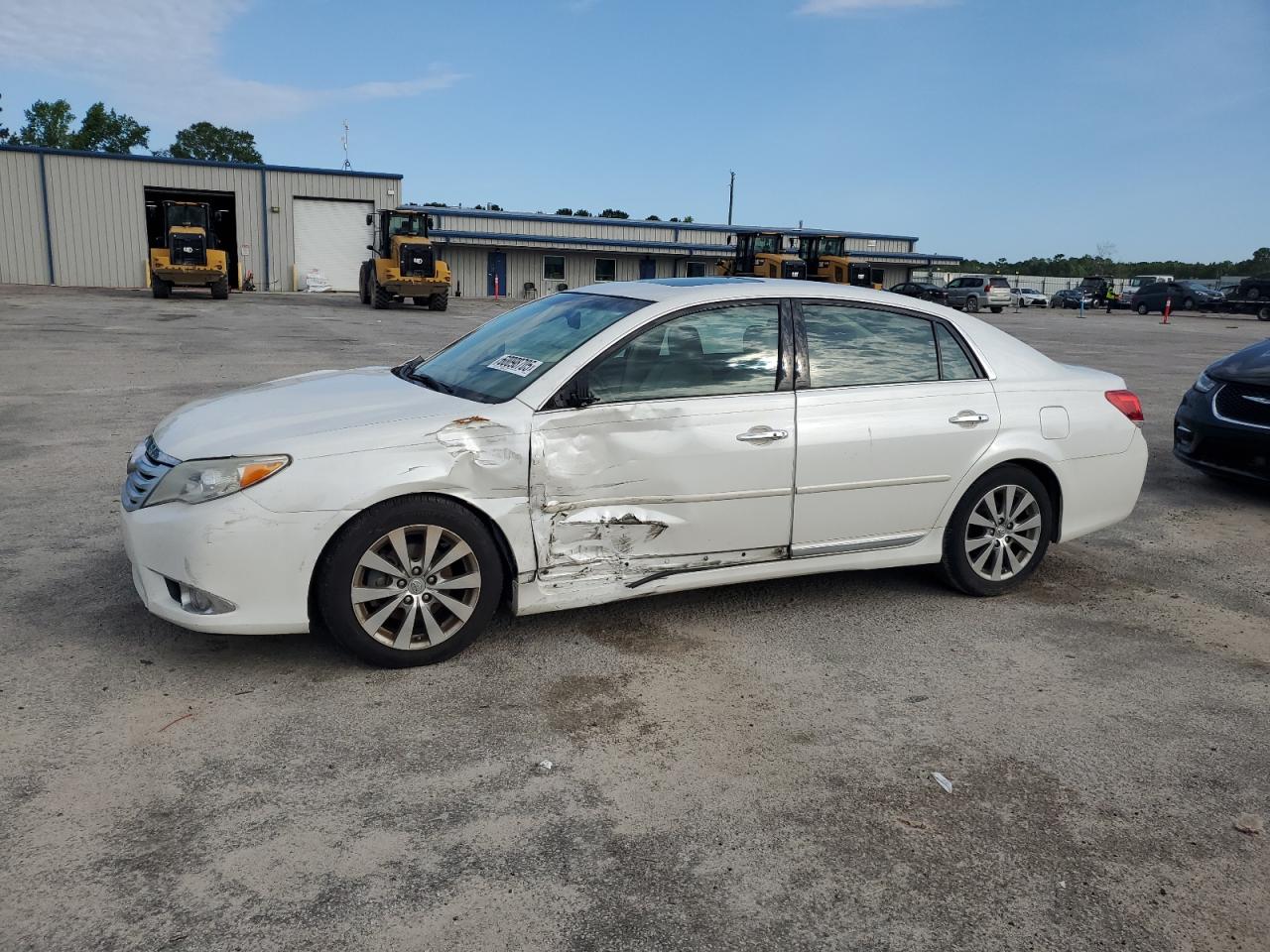 TOYOTA AVALON BASE