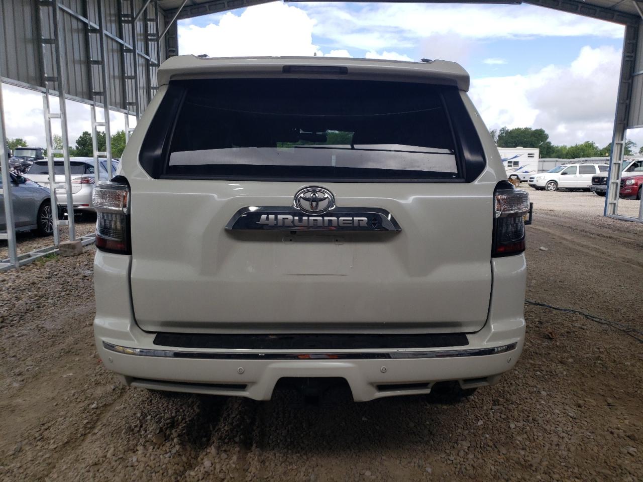 TOYOTA 4RUNNER SR5/SR5 PREMIUM