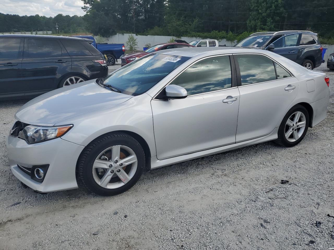 TOYOTA CAMRY BASE