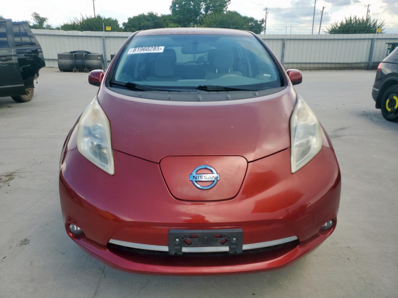 NISSAN LEAF SV