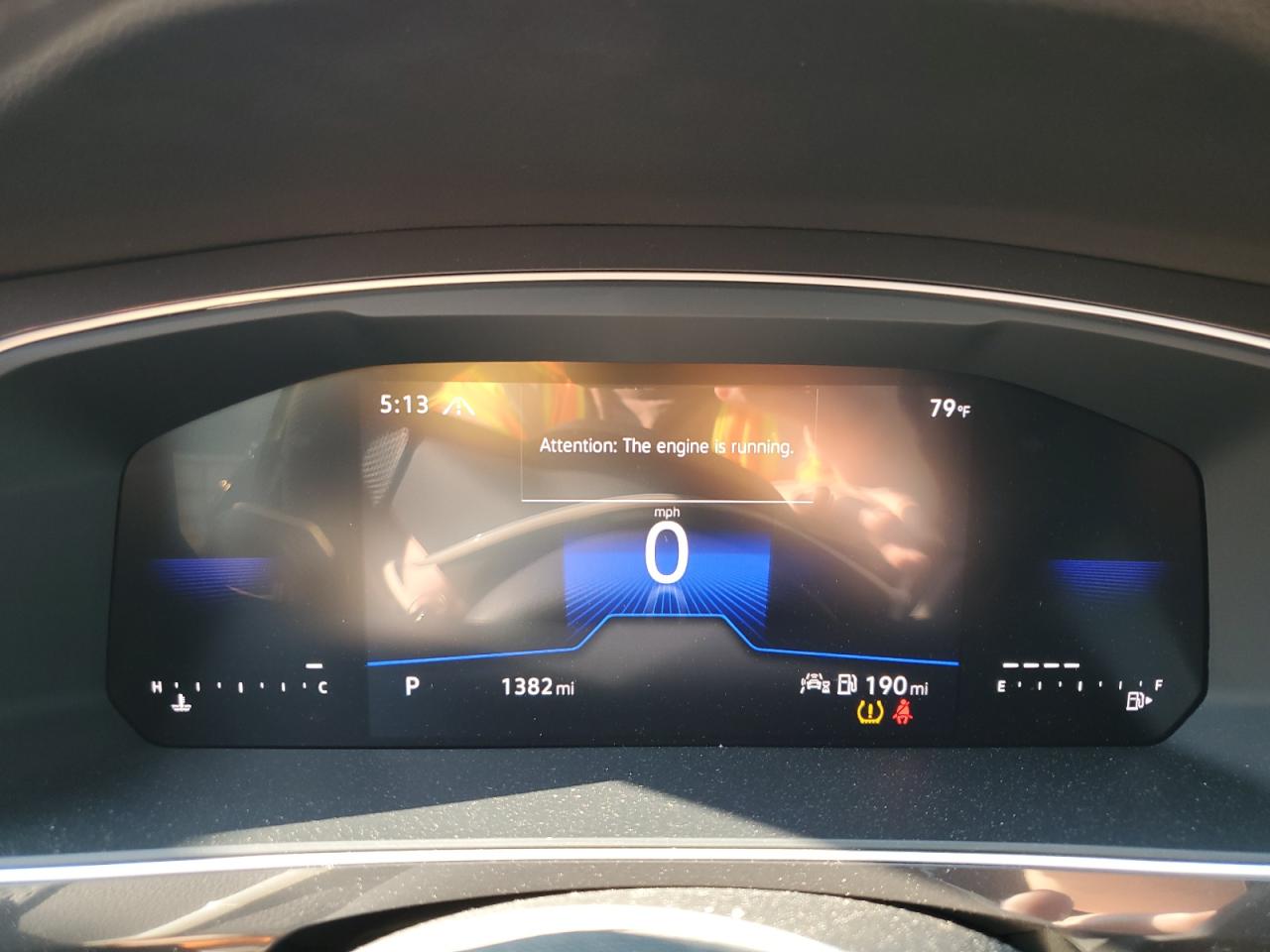 VOLKSWAGEN TIGUAN SE R-LINE BLACK