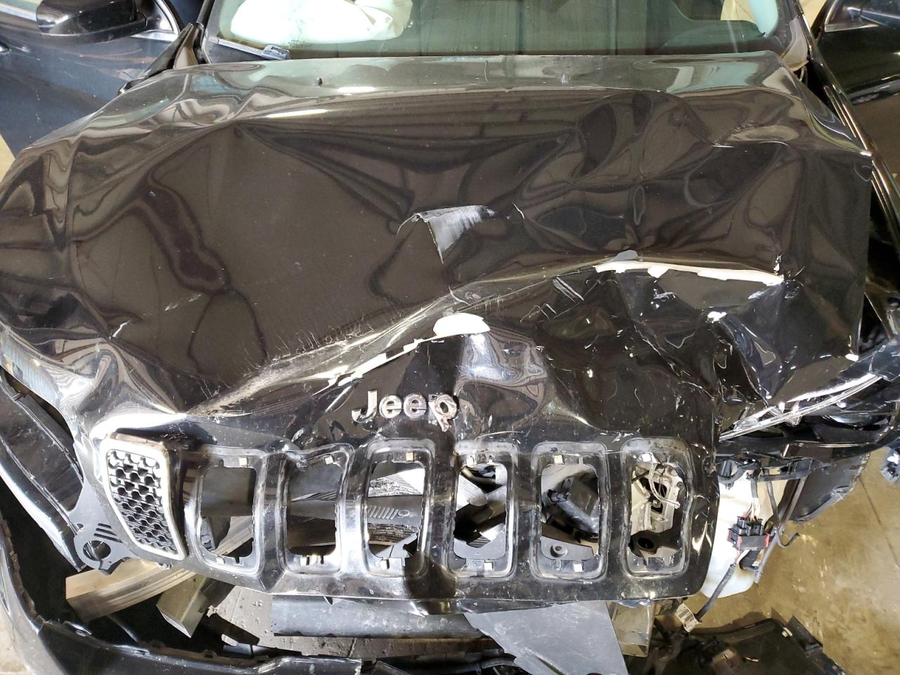 JEEP GRAND CHEROKEE LATITUDE